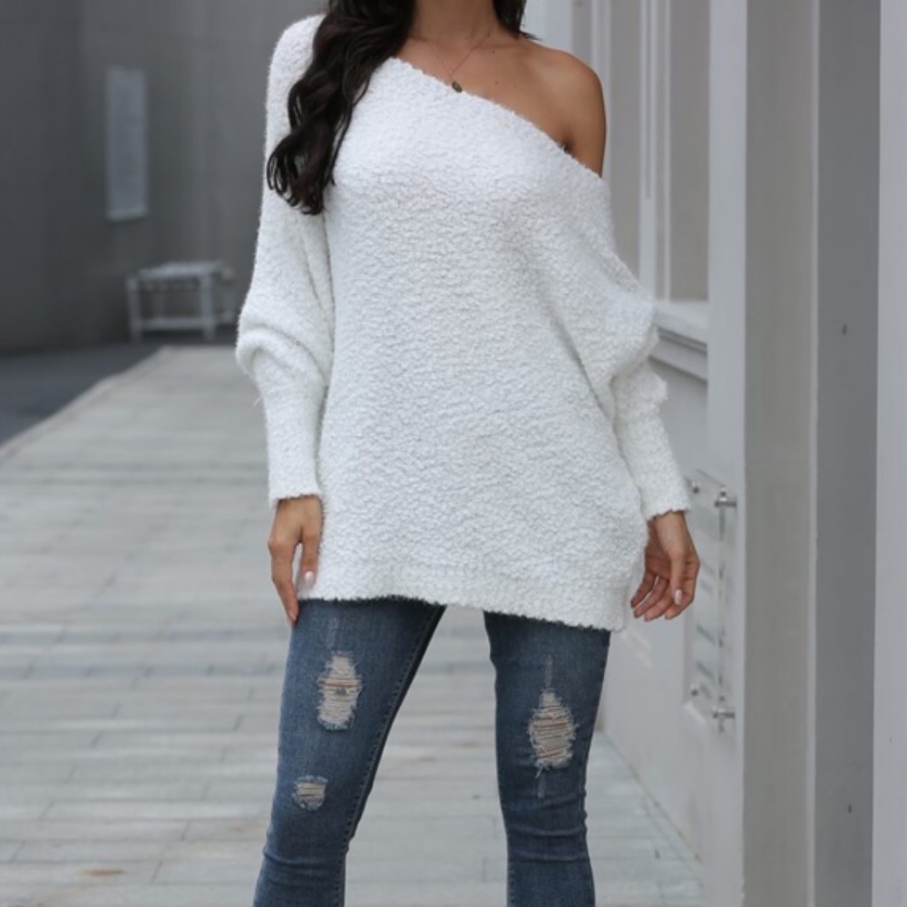 White Popcorn Batwing Soft Oversized Sweater - Picture 6 of 8
